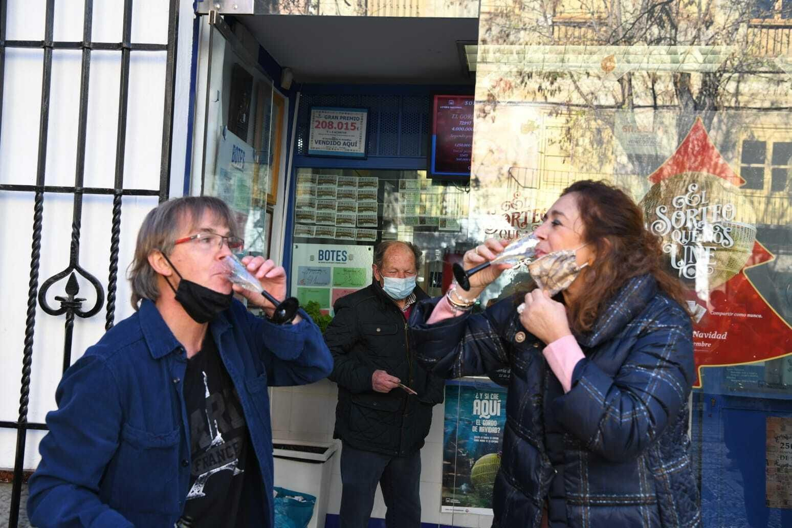 Lotería de Navidad  y premios al minuto: El Gordo toca en  el Centro de Granada