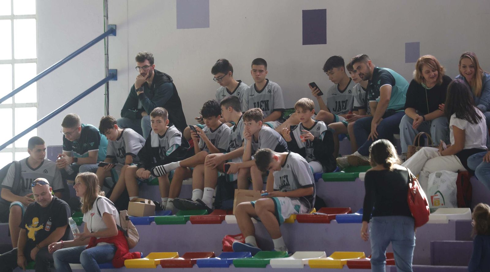 Las fotos de la tercera y última jornada del Campeonato de Andalucía infantil masculino de baloncesto, en La Línea