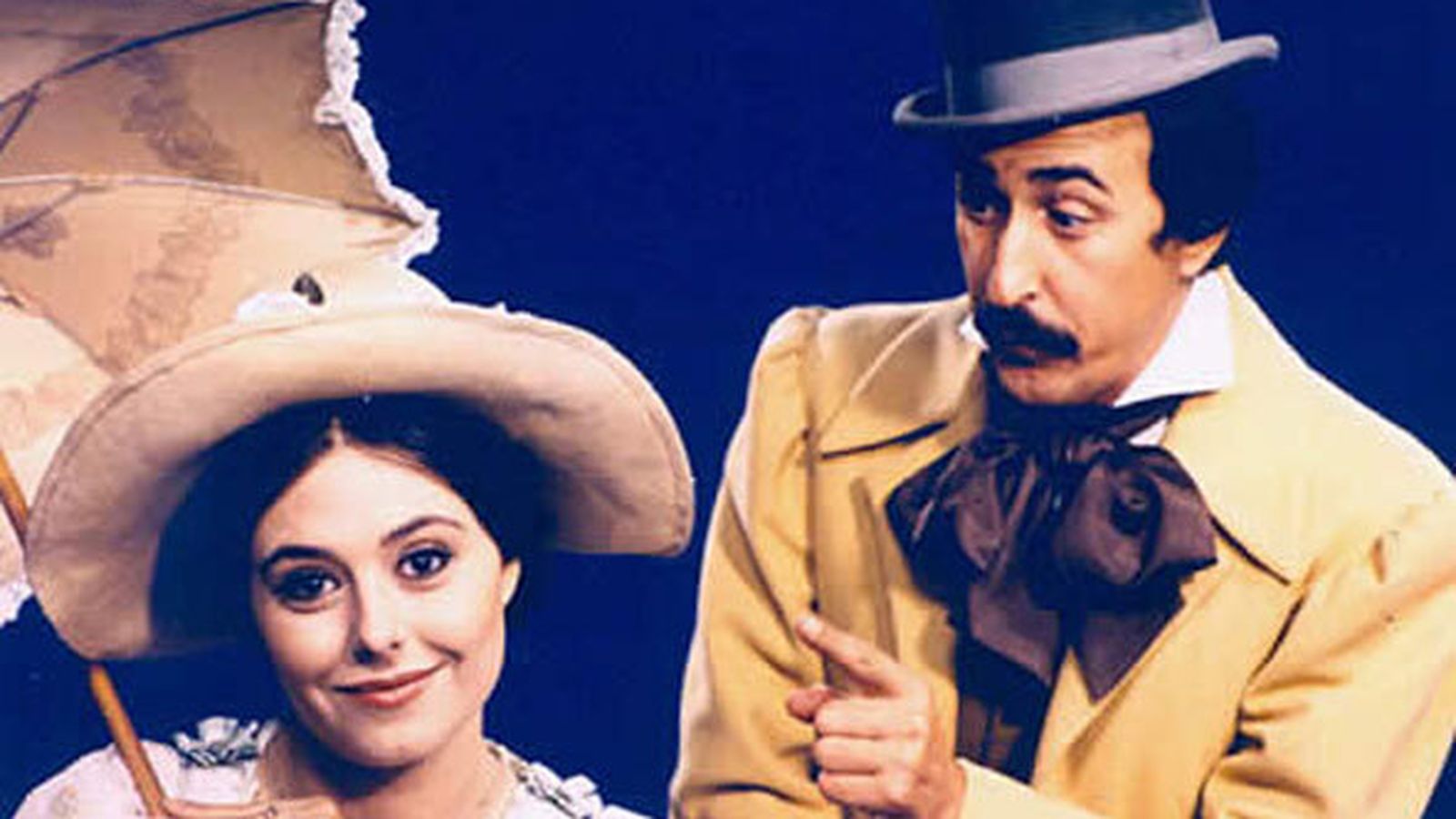 Los actores Violeta Cela y Paco Racionero en 'La mansión de los Plaff'