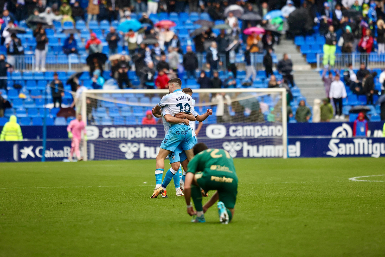 El Málaga CF-Linares Deportivo, fotos El Málaga CF-Linares Deportivo, fotos
