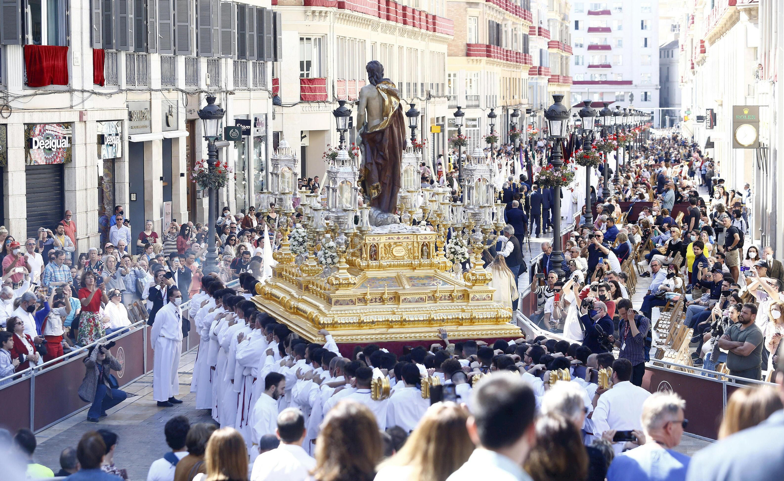 Las fotos del Domingo de Resurrección en Málaga Las fotos del Domingo de Resurrección en Málaga