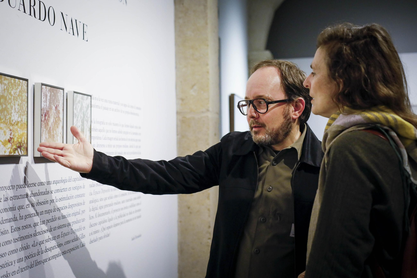 La exposición fotográfica 'Espacio disponible' de Eduardo Nave en el Centro Andaluz de la Fotografía de Almería, en imágenes