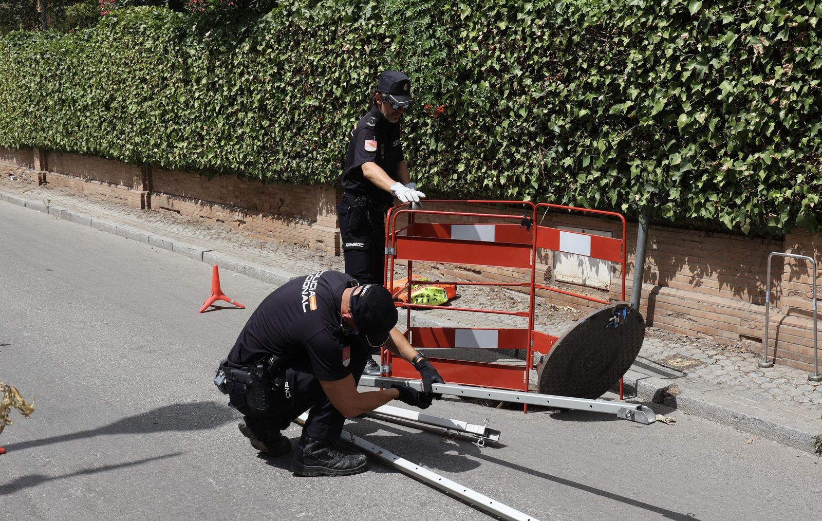 Policía Nacional hace inspecciones del subsuelo y con los perros para la ONU