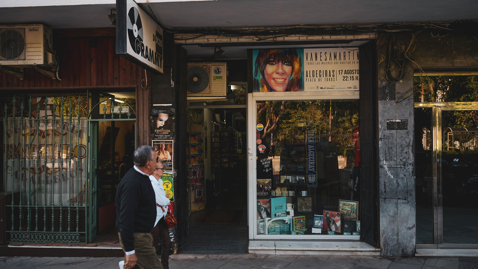 Imágenes de Discos Grammy en Algeciras