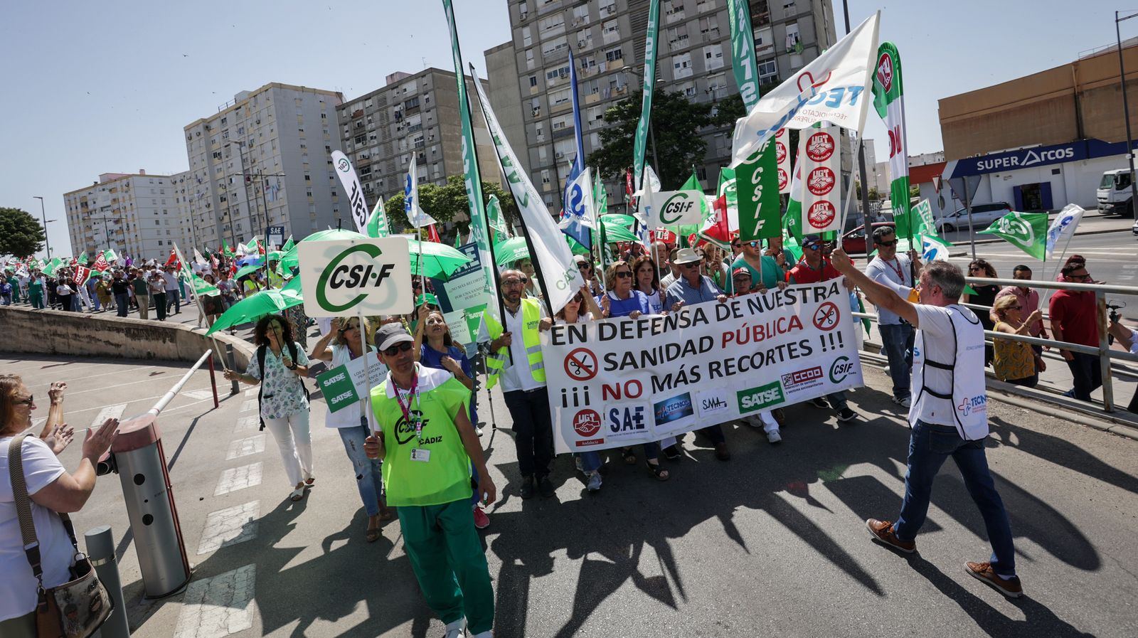 Imágenes de la manifestación en jerez por una Sanidad Pública y de Calidad