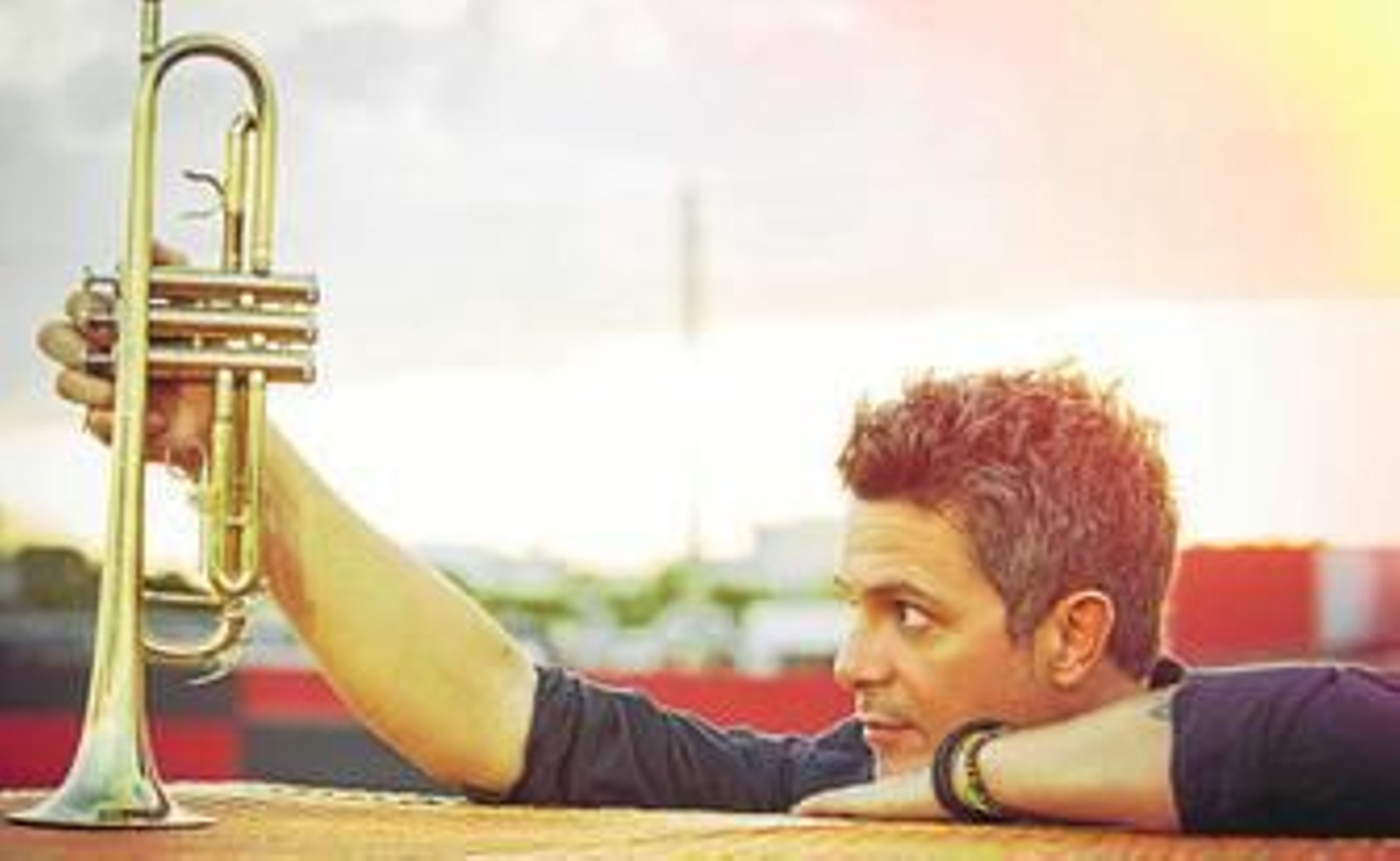 Alejandro Sanz (Ma drid, 1968), en una imagen promocional de su nuevo disco, 'Sirope', el décimo de estudio de su carrera.