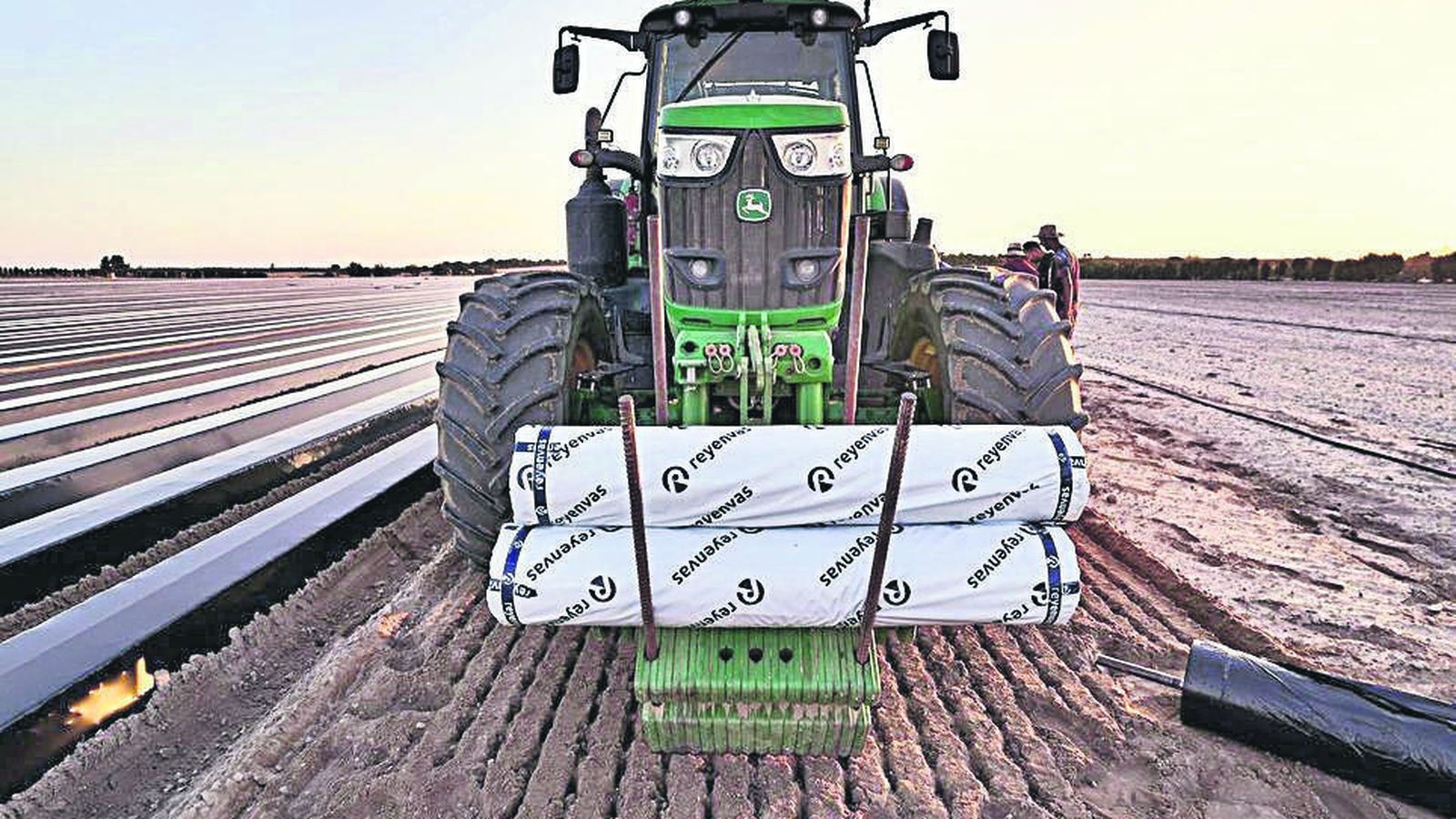 Nuevas tecnologías, con un acolchado con propiedades mecánicas de máxima calidad y menos plástico en su fabricación