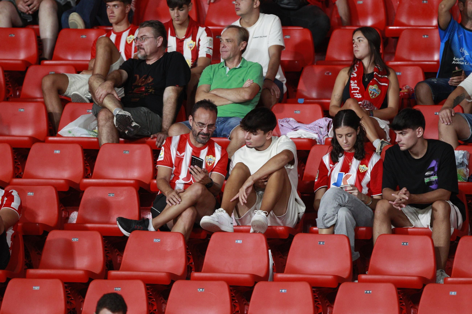 El partido U.D. Almería-C.D. Castellón en imágenes