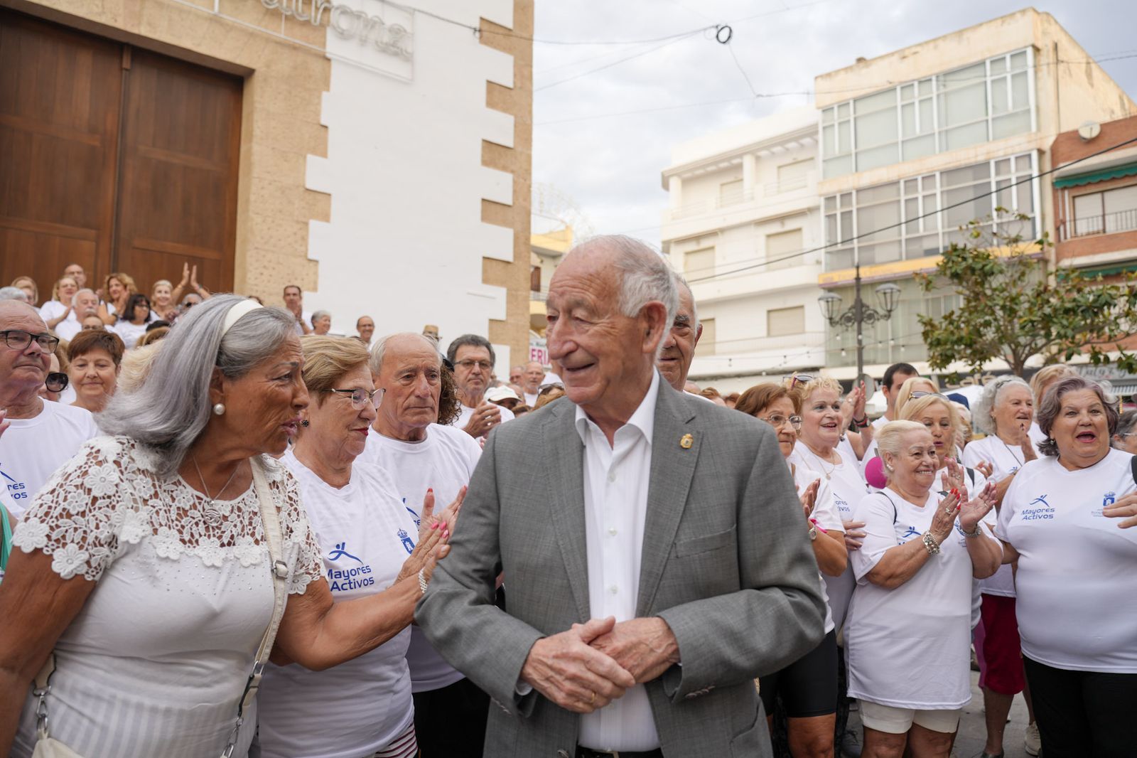 Roquetas vibra con el inicio de sus fiestas patronales en honor a la Virgen del Rosario, en imágenes