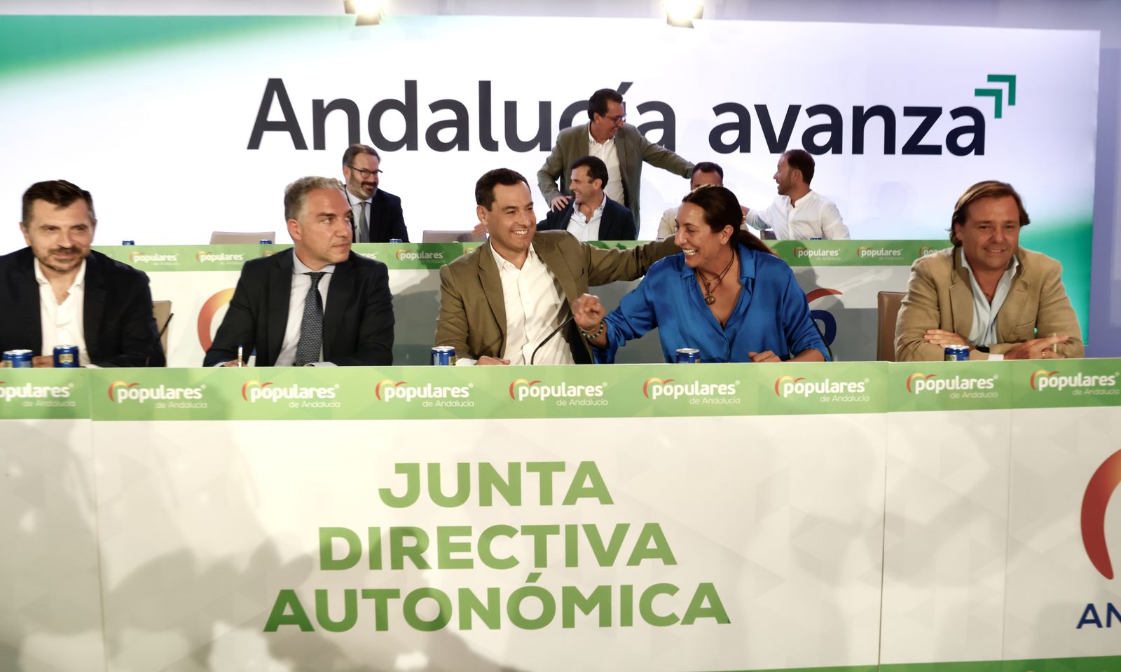 Toni Martín, Elías Bendodo, Juanma Moreno, Loles López y Antonio Repullo.