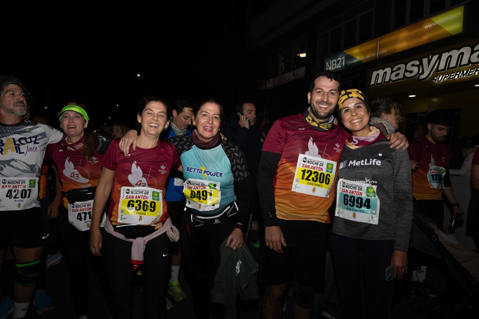 En imágenes: búscate en tu llegada a meta de la Carrera de San Antón 2026 (III)