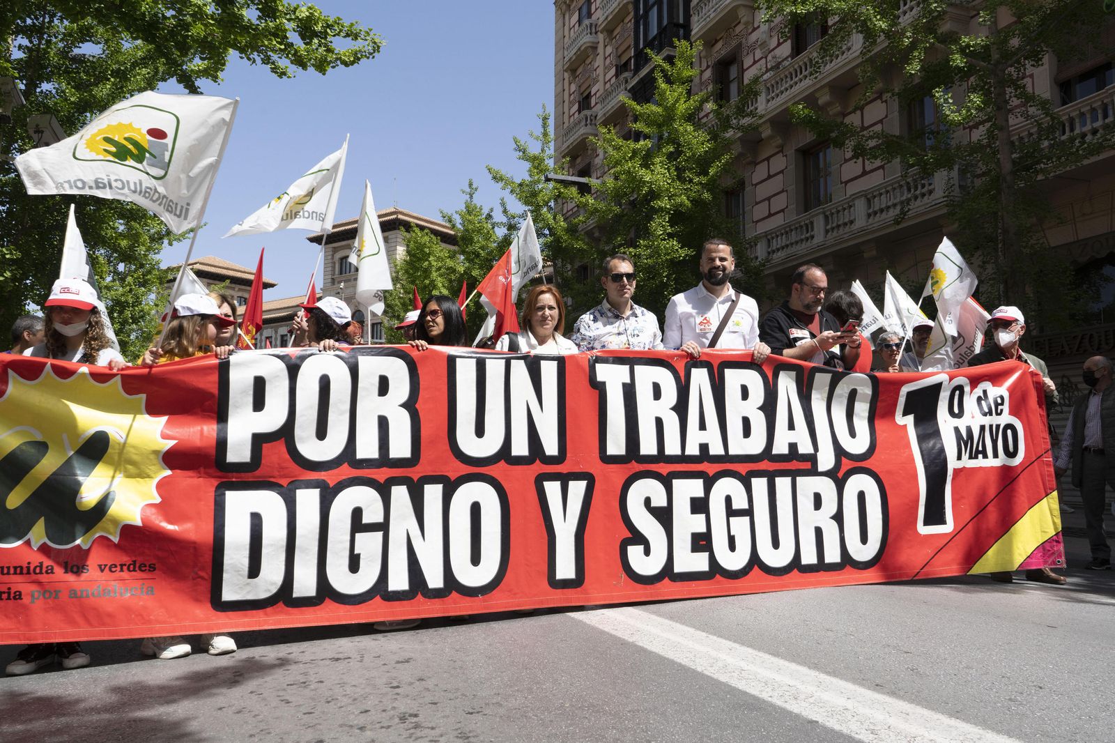 La manifestación por el Día Internacional del Trabajo de Granada, en imágenes