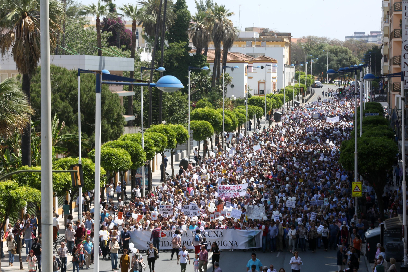 Las Imágenes de la Manifestación por una Sanidad Digna