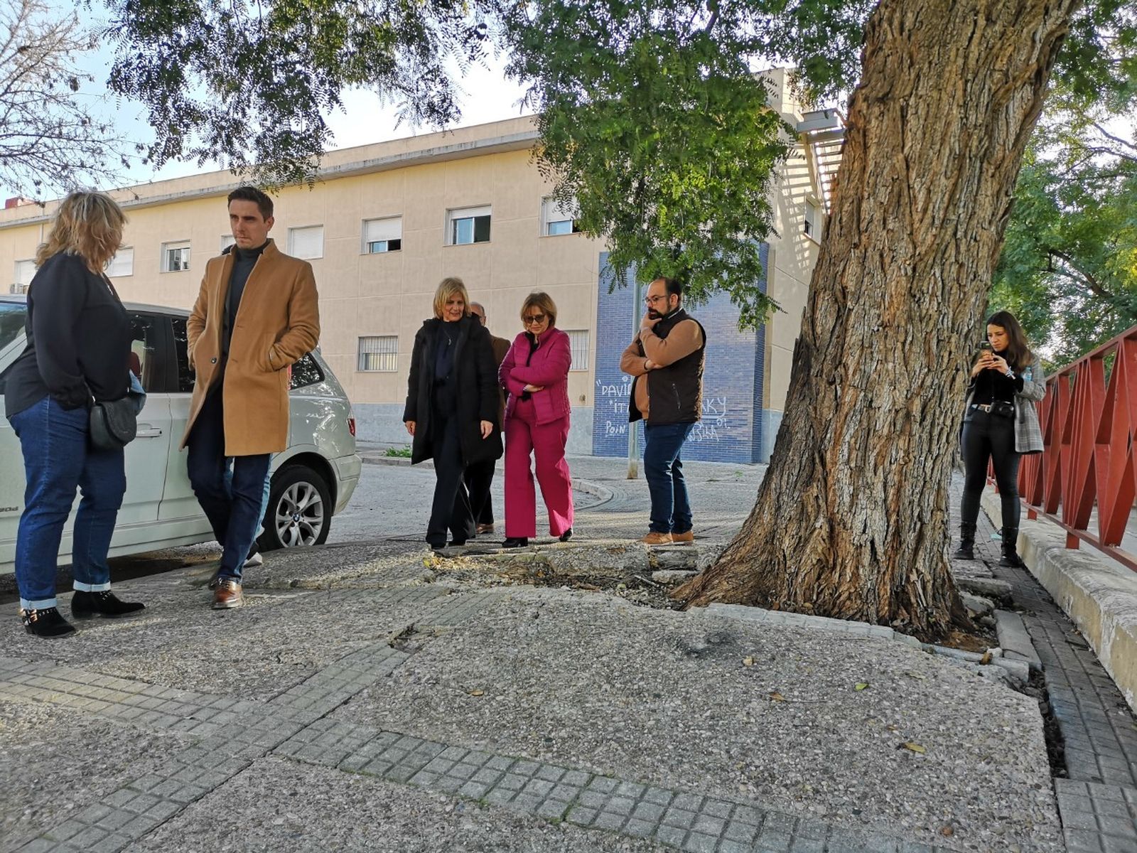 Los populares en  la barriada Eduardo Delage