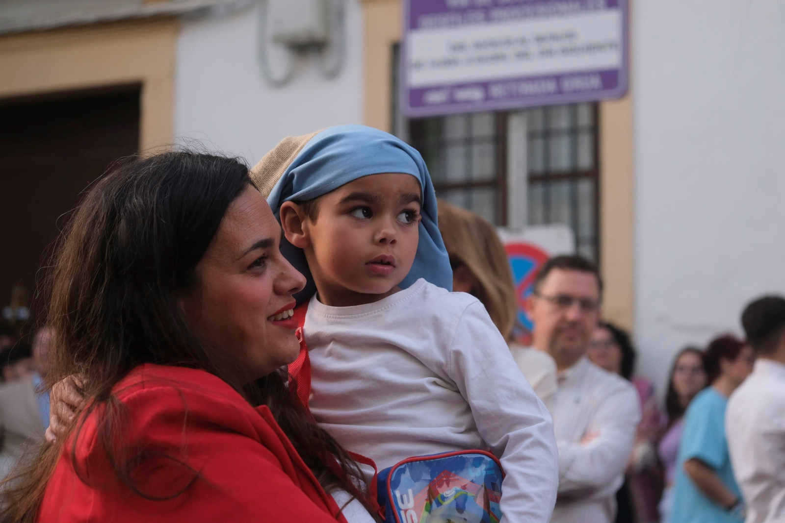 El vía crucis del Cristo de la Providencia de Córdoba, en imágenes