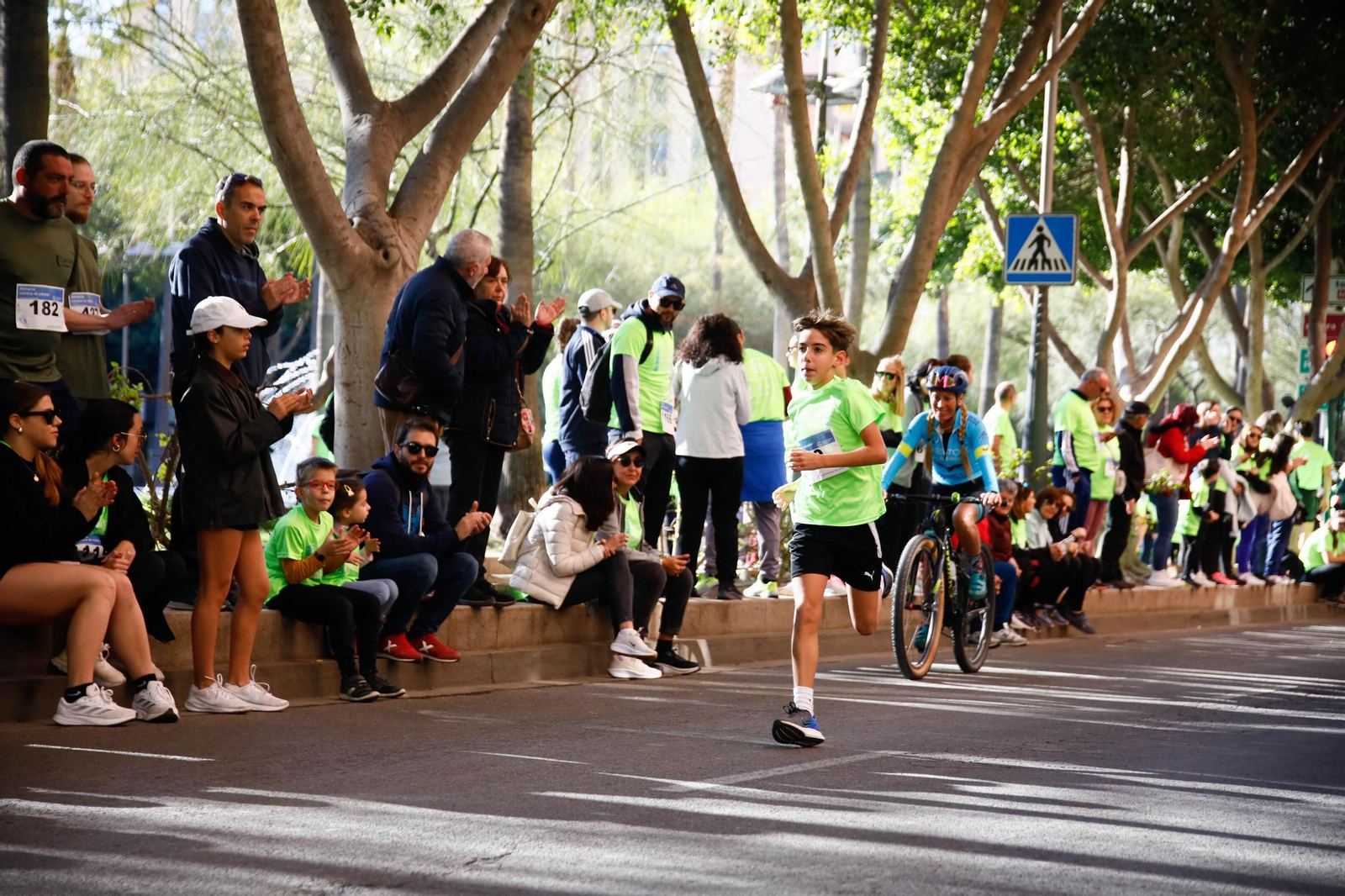Imágenes de la Carrera contra el Cáncer de Almería