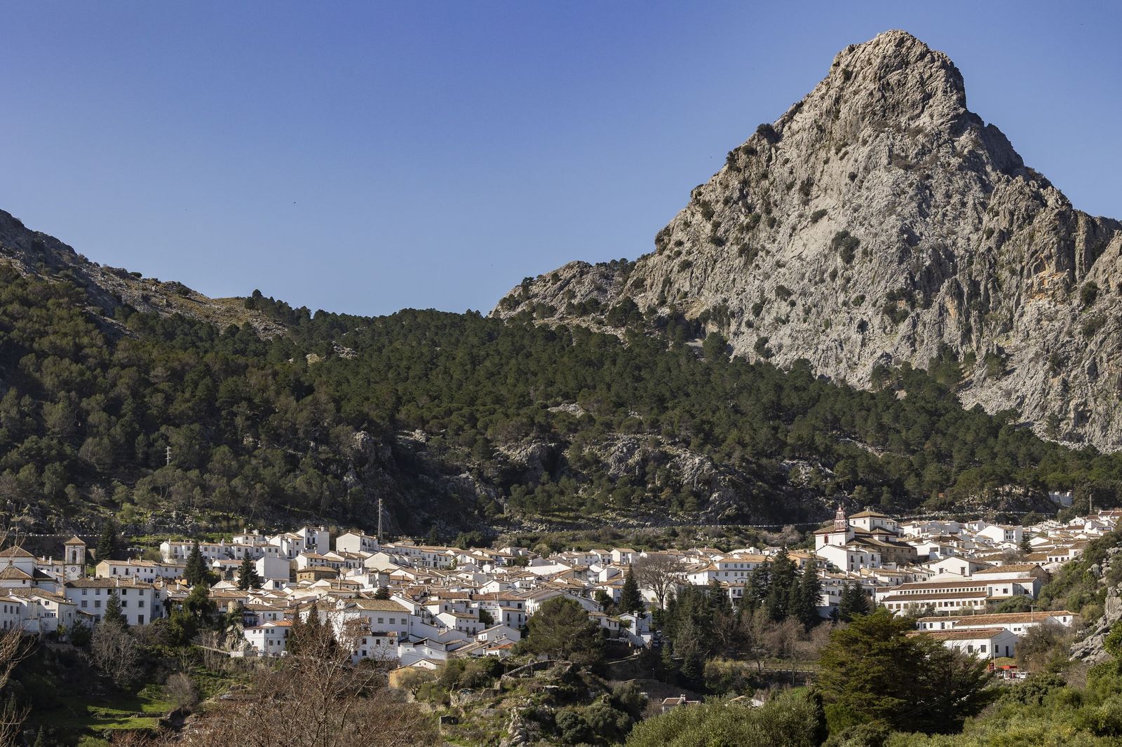 Las imágenes del puente festivo del Día de Andalucía en Grazalema