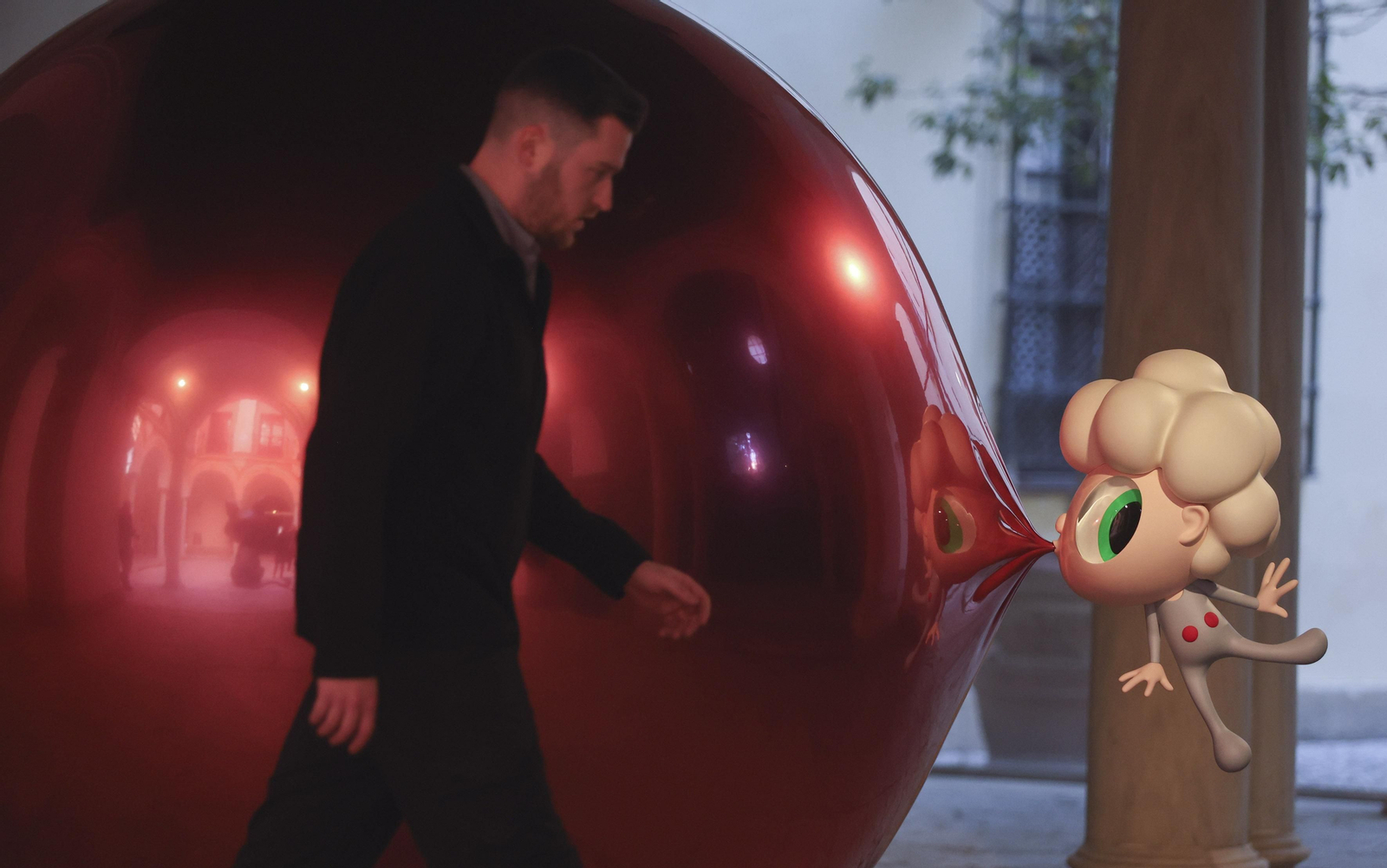 Las fotos de la exposición de Javier Calleja en Málaga y su gato Günter