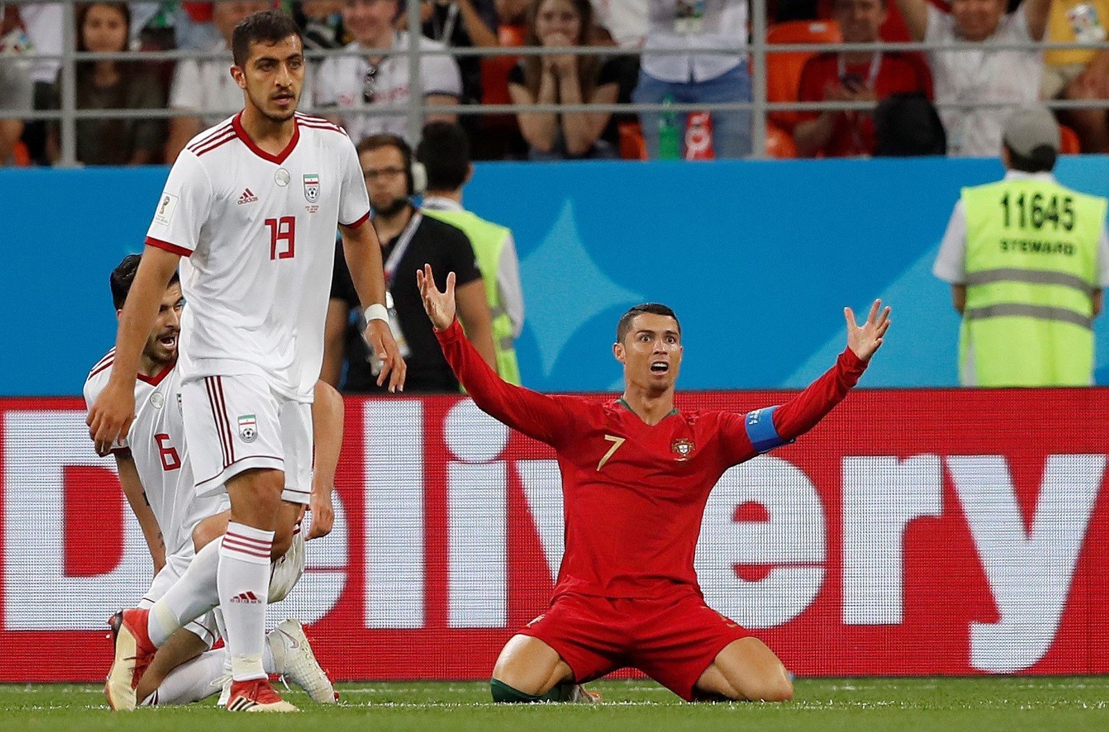 Las imágenes del Irán-Portugal