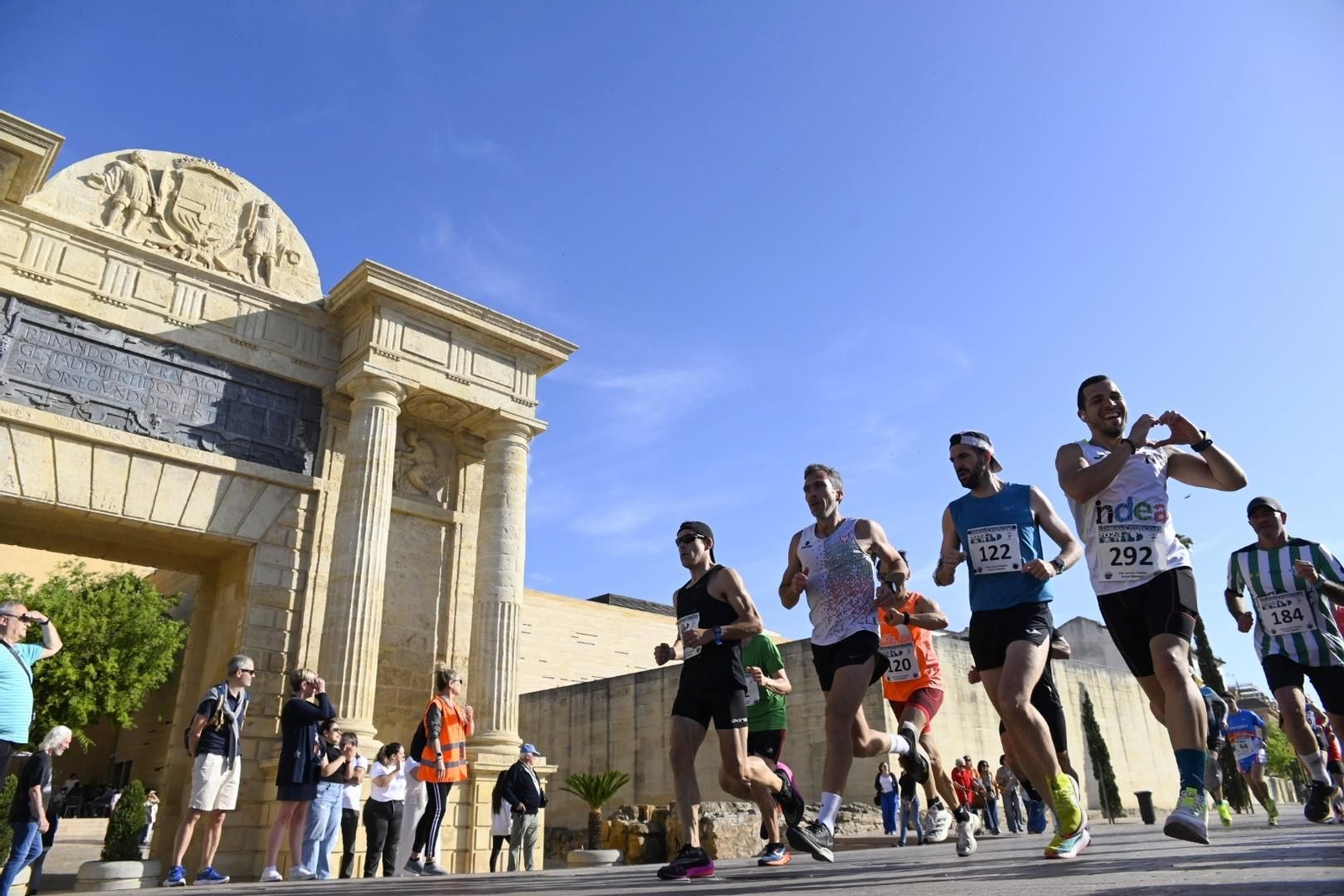 Las mejores fotos de la XXII Carrera Popular Puente Romano de Córdoba Las mejores fotos de la XXII Carrera Popular Puente Romano de Córdoba