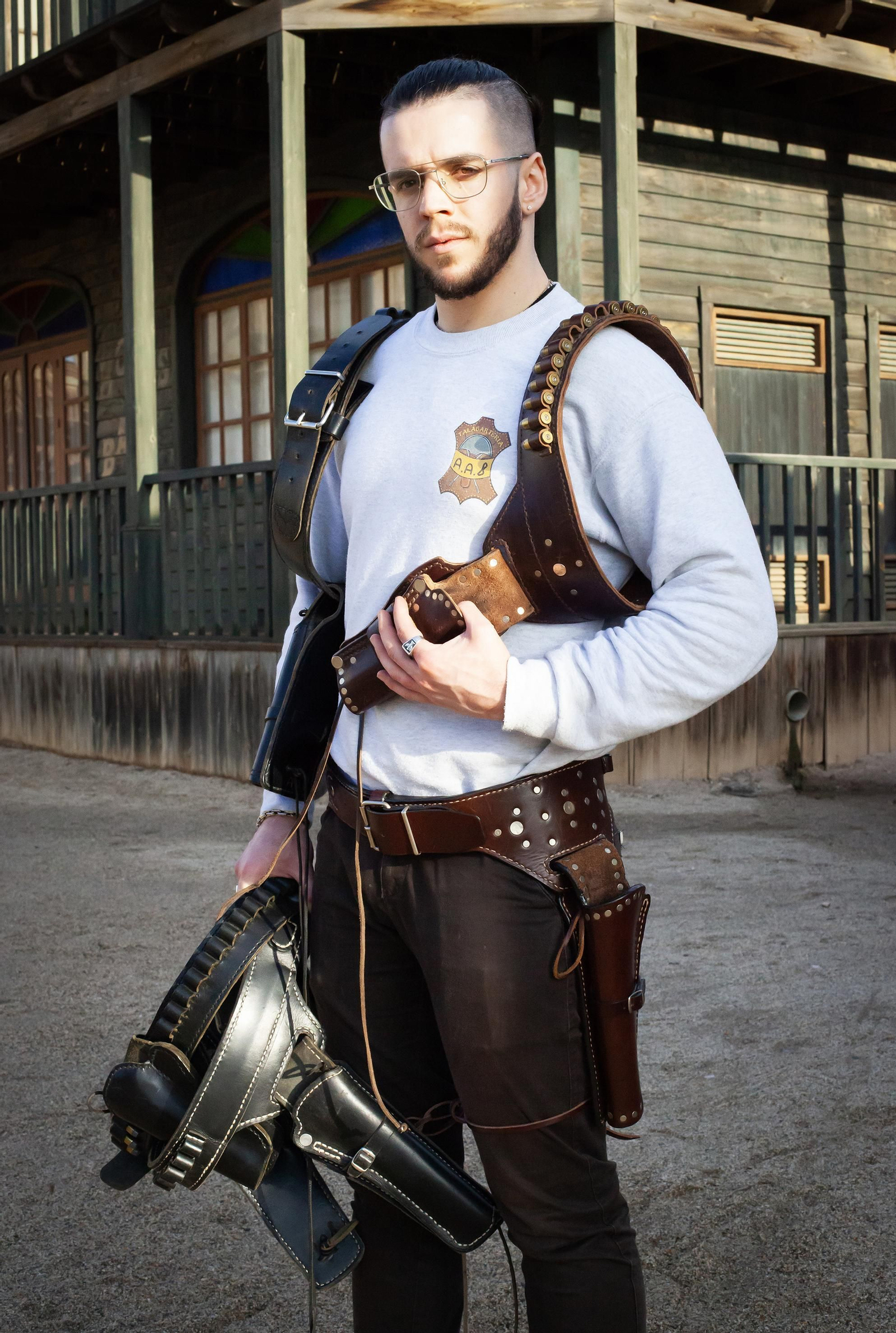 Álvaro Alonso, talabartero