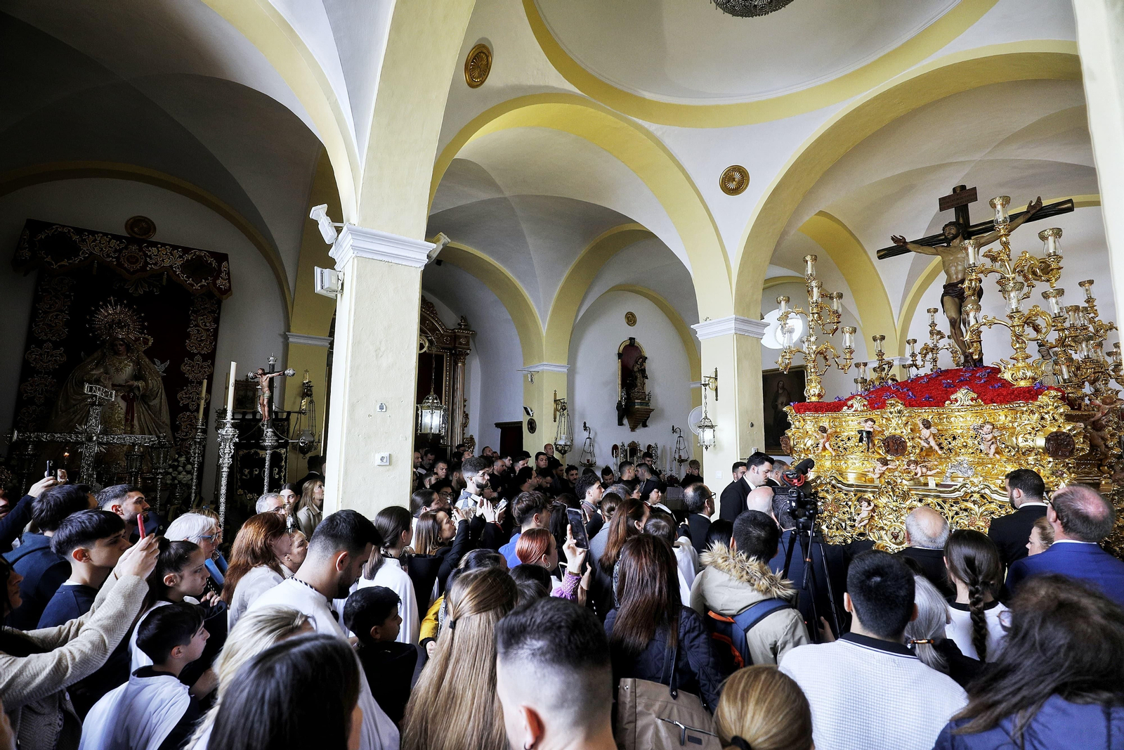 Las imágenes de la cofradía del Perdón en la Semana Santa de San Fernando 2024