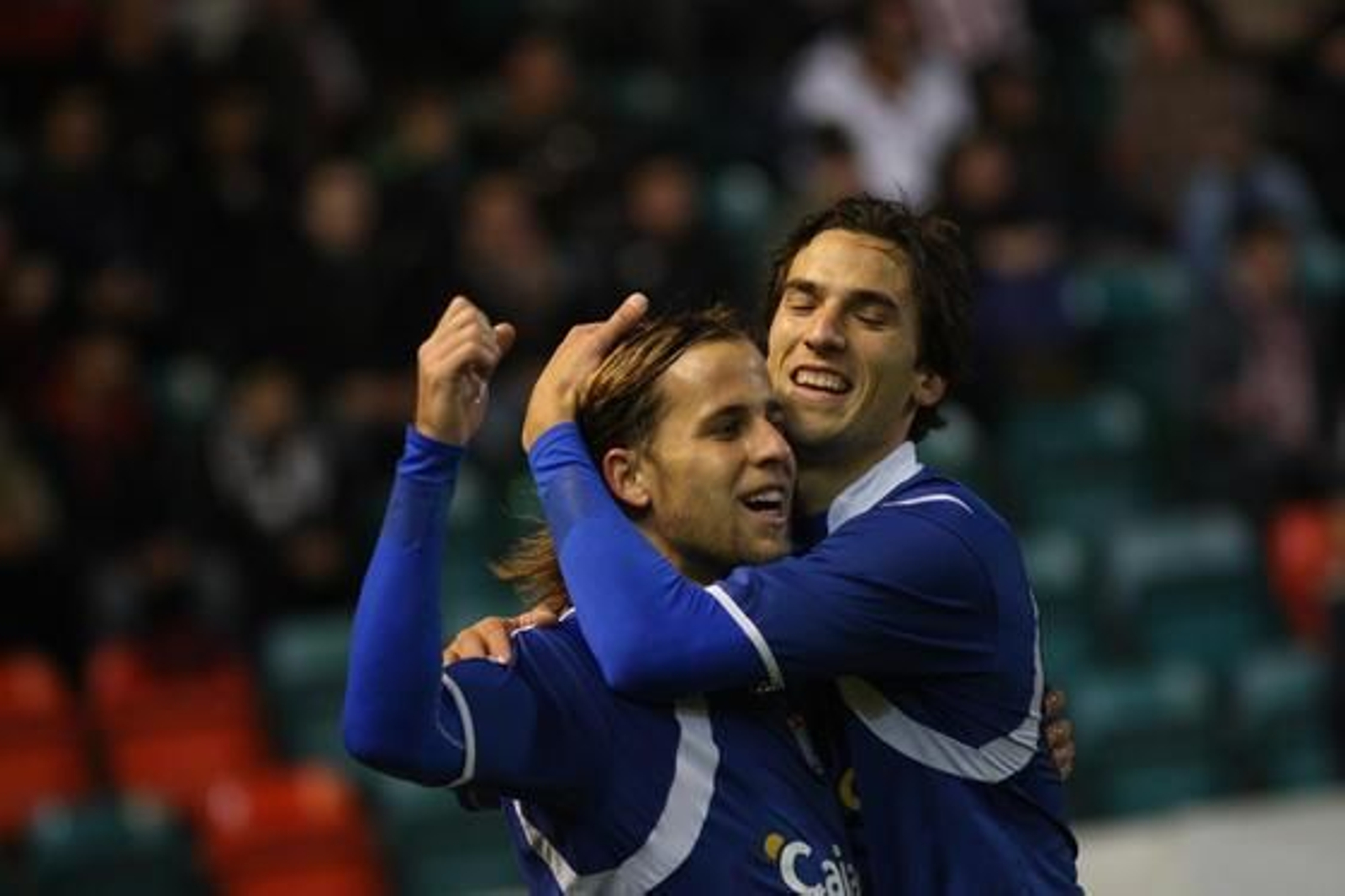 El equipo azulino se impone en el Helmántico y encadena así seis victorias seguidas, colocándose cuarto en la tabla./ Fotos: LOF

Foto: LOF