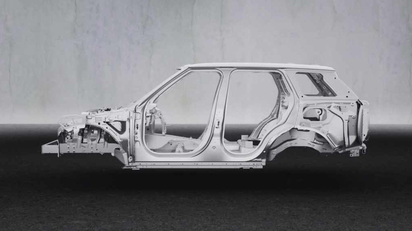 La plataforma modular longitudinal flexible (MLA - Flex) del Range Rover Sport ha visto aumentada un 35 por ciento su rigidez.