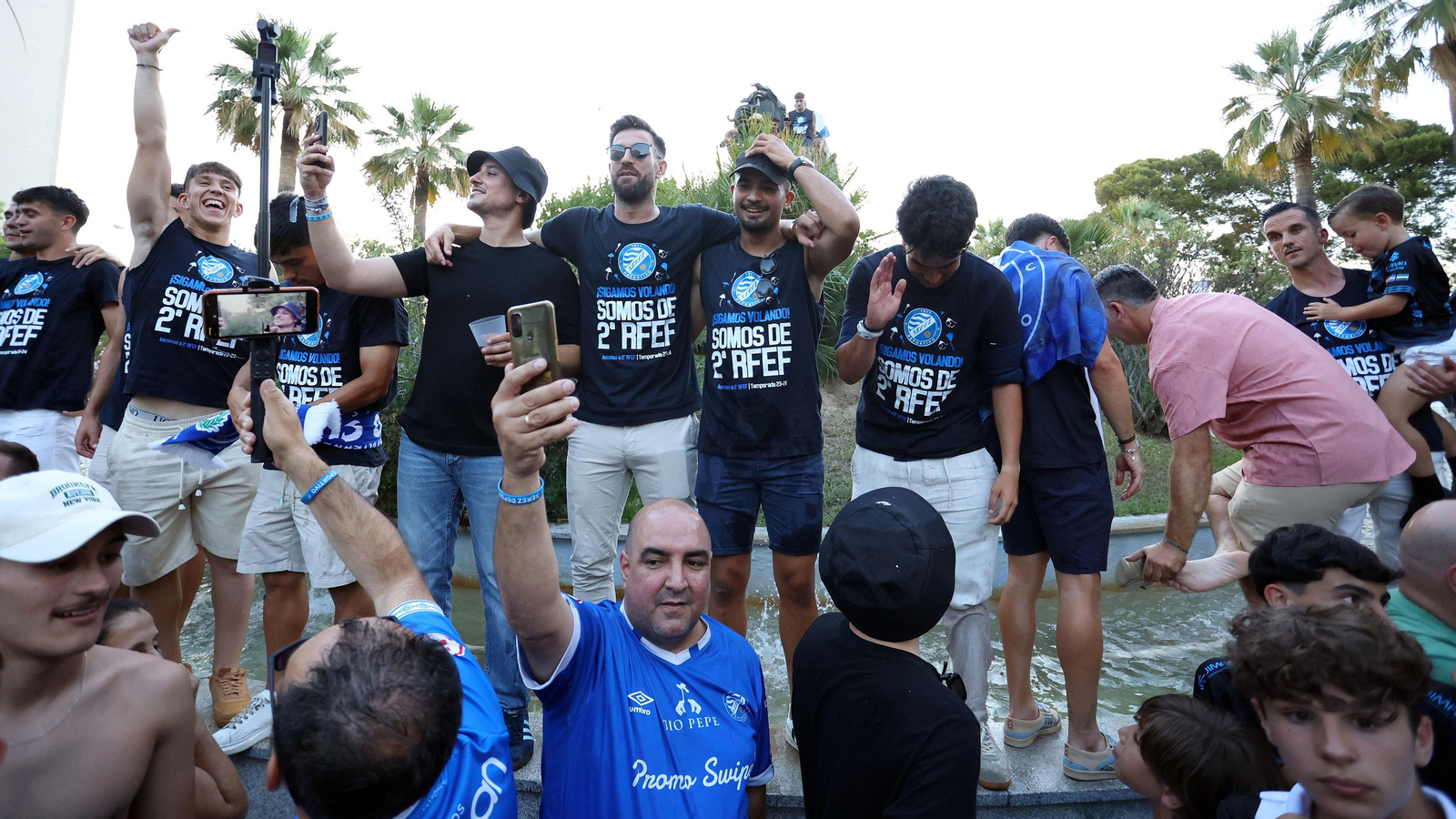 El Xerez DFC celebra su ascenso en la Plaza del Caballo