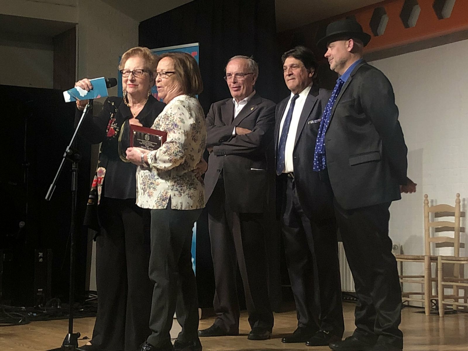 Tina Sastre, viuda de Ríos Ruiz, en uno de los momentos del acto.