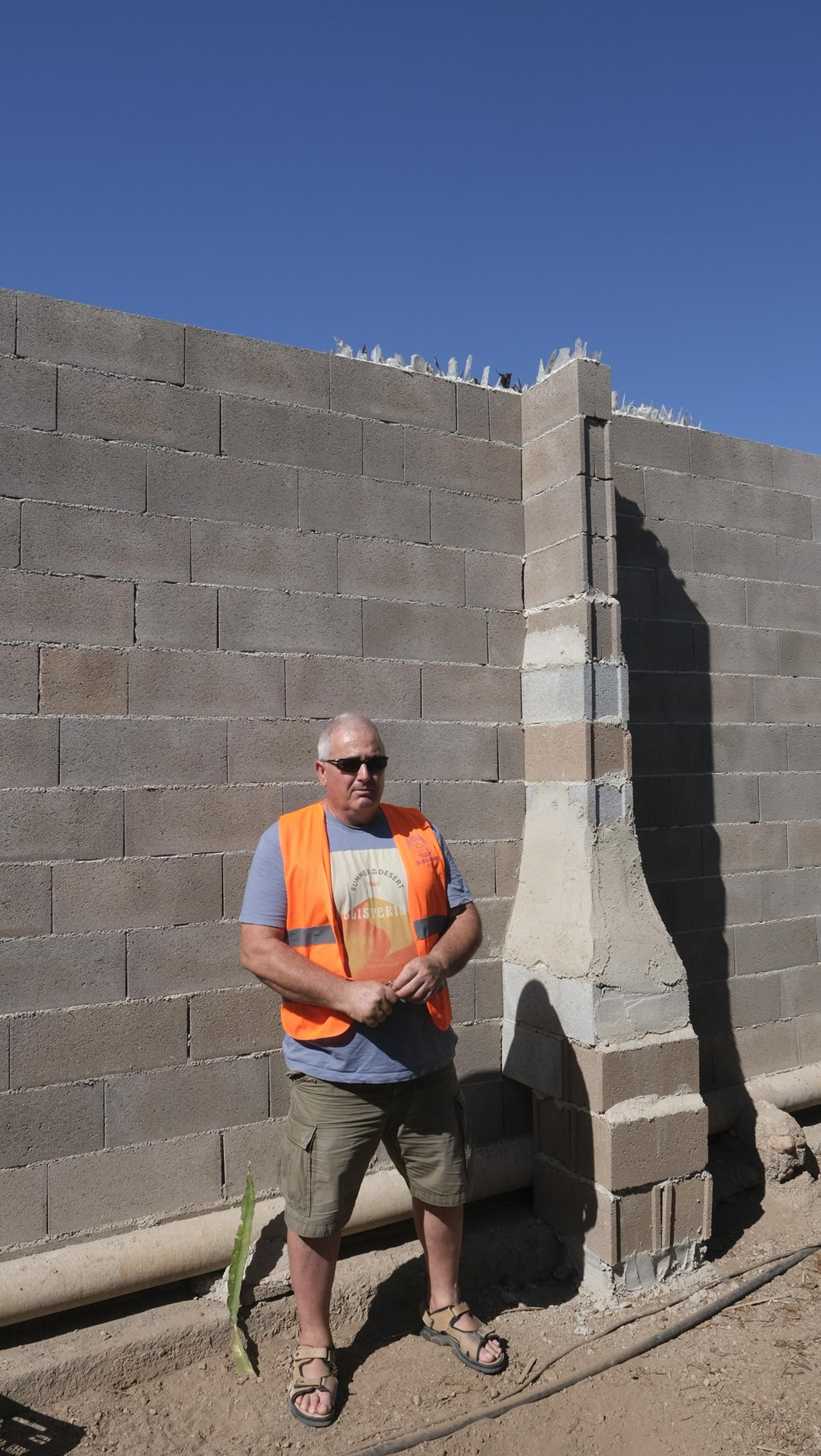 Protestas de los vecinos de los cortijos de La Cañada por la falta de iluminación