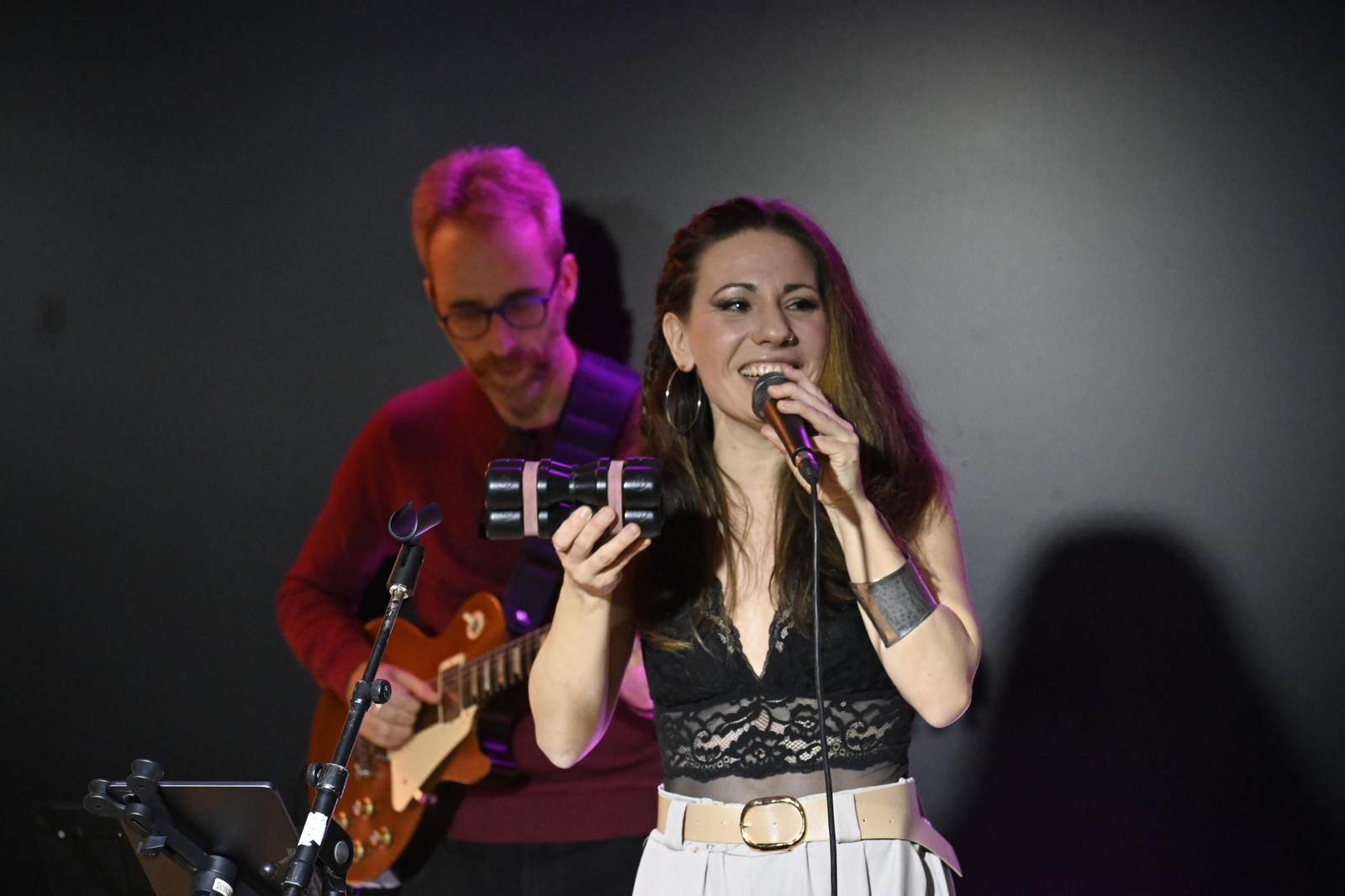 Actuación de Antonia Ferrá dentro del ciclo 'Música y otros ritmos' en imágenes