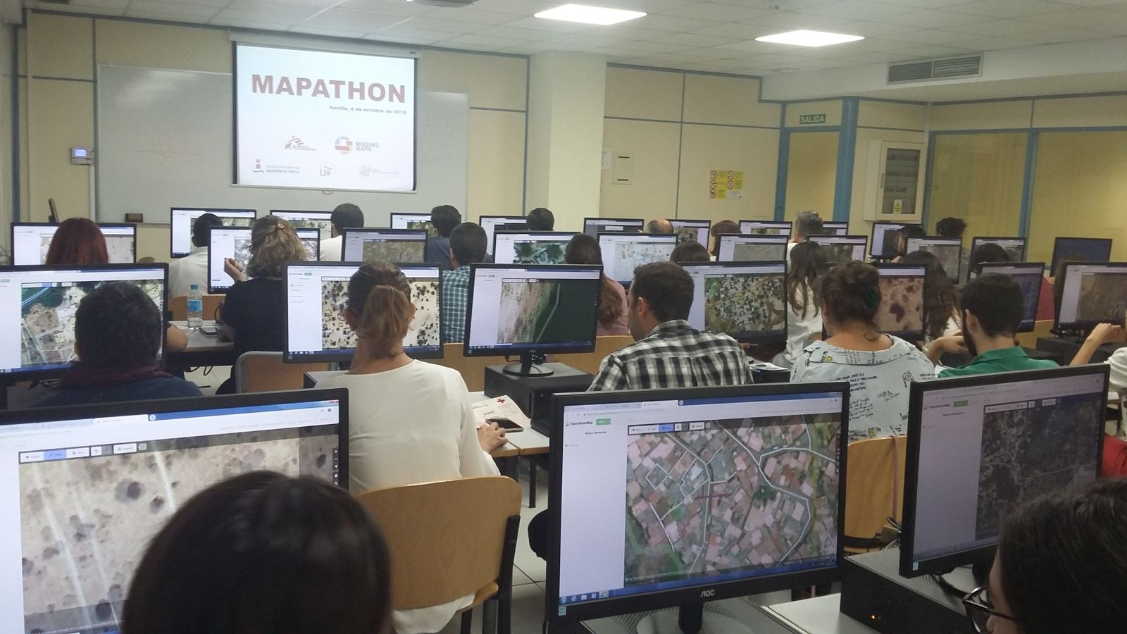 Uno de los 'mapatones' organizados por Médicos Sin Fronteras.