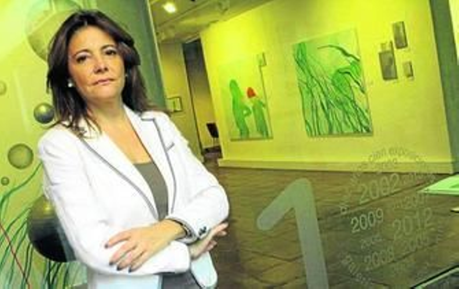 Carmen del Campo, en la puerta de su galería, que celebra su décimo aniversario. Carmen del Campo, en la puerta de su galería, que celebra su décimo aniversario.