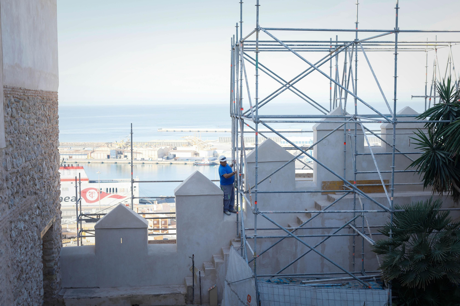 Restauración torre Sur Alcazaba