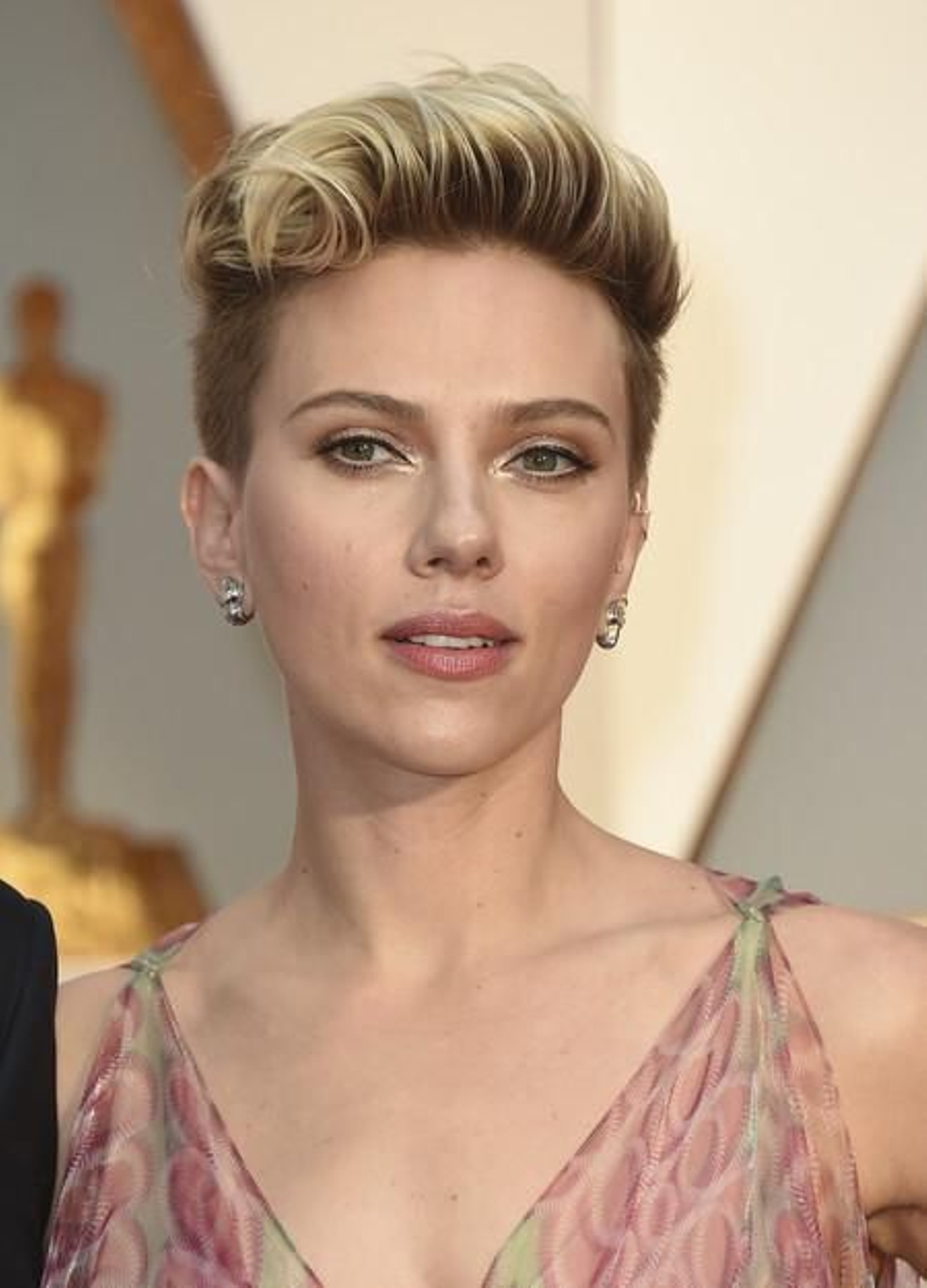 Corte de pelo neo pixie cut.