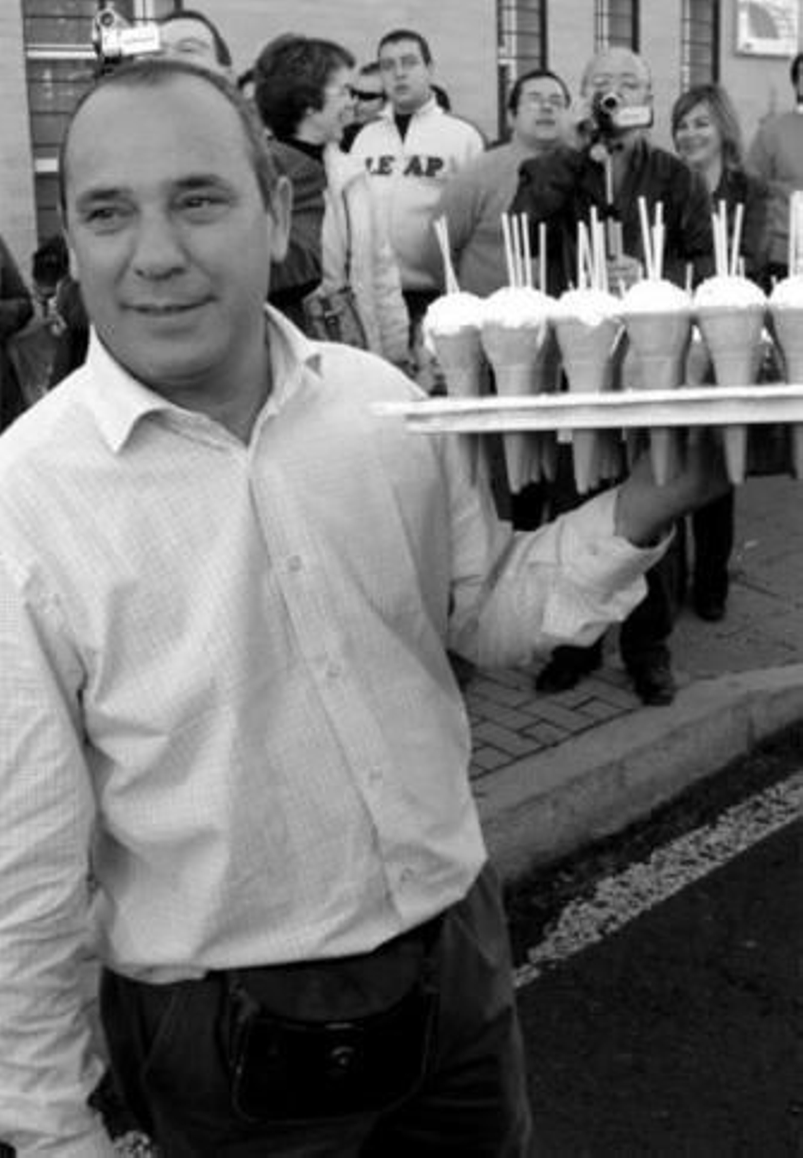 "Los coquis siempre atraen el revuelo de los niños"