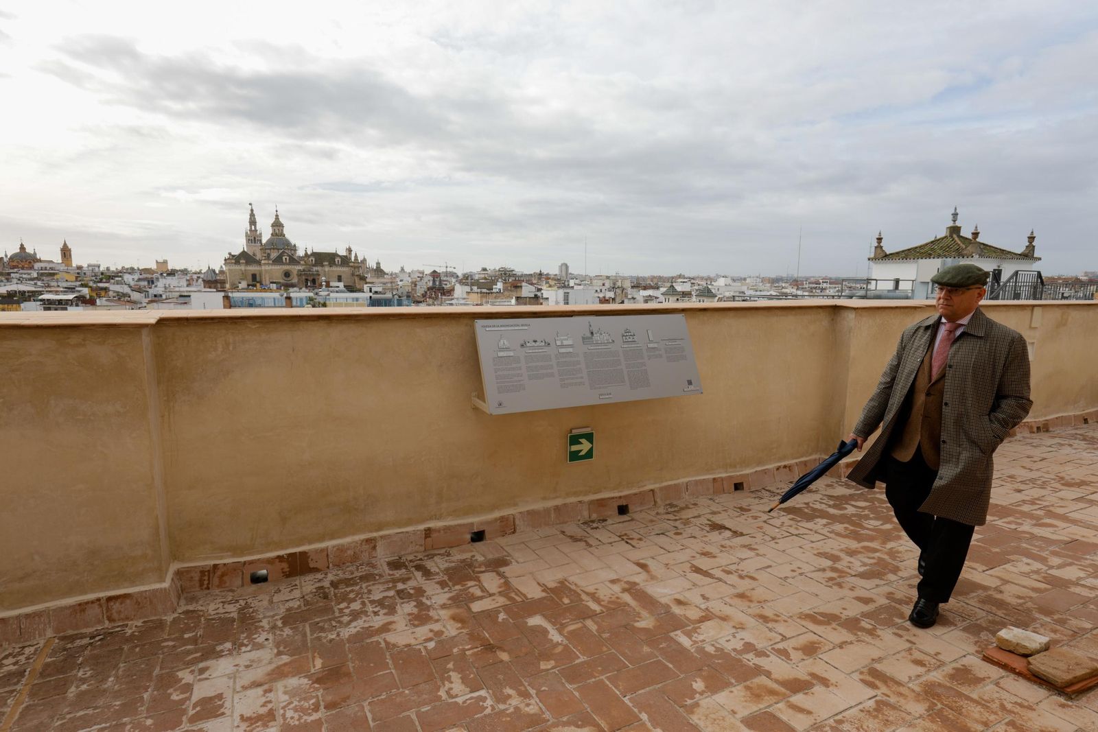 Las imágenes de la visita a las cubiertas de la Iglesia de la Anunciación