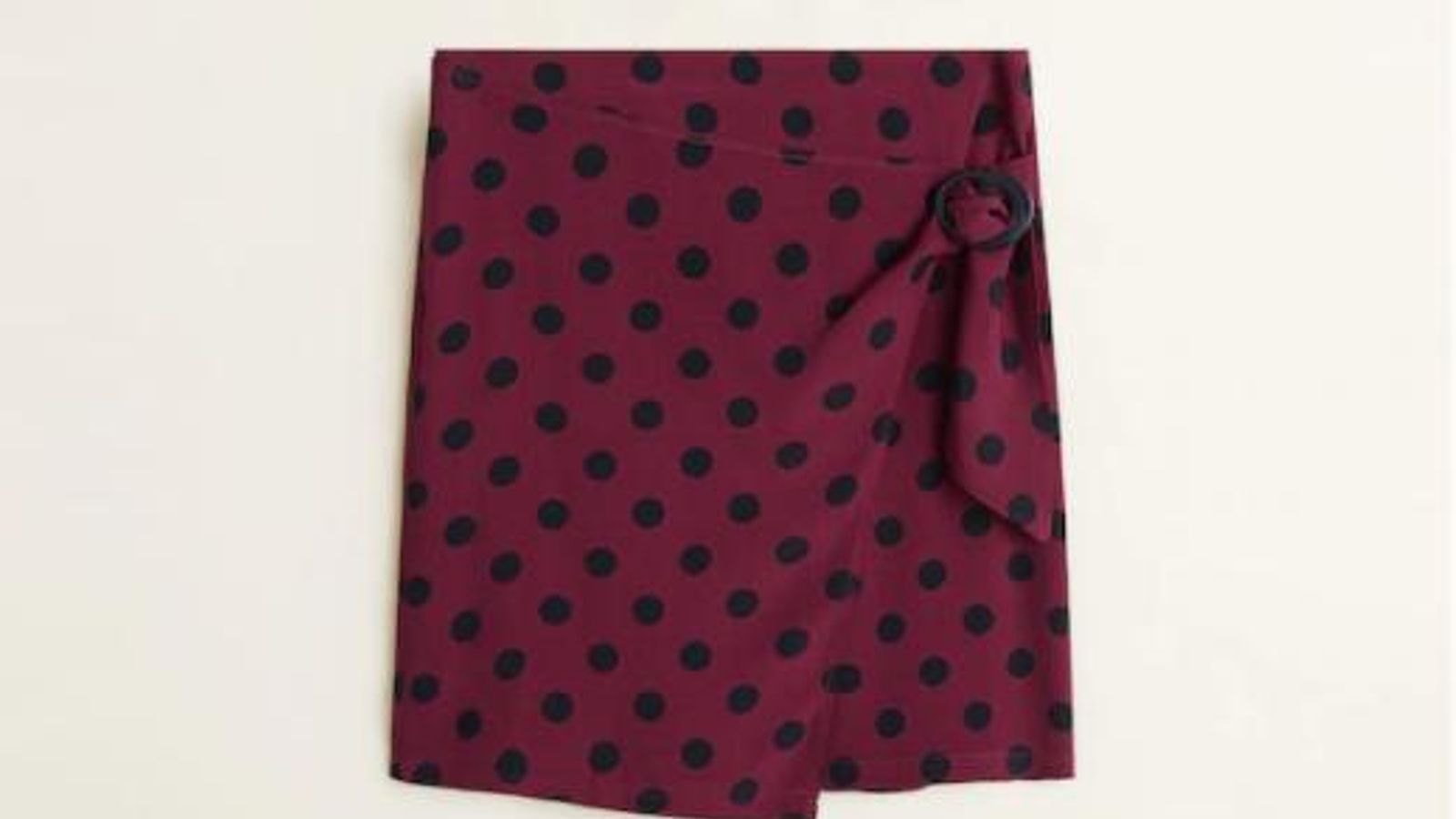 Mini falda de lunares de Mango.