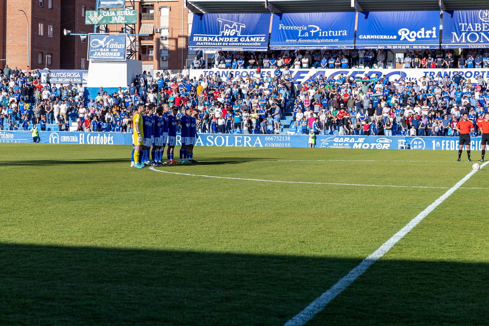 Las imágenes de la afición del Córdoba CF en Linares