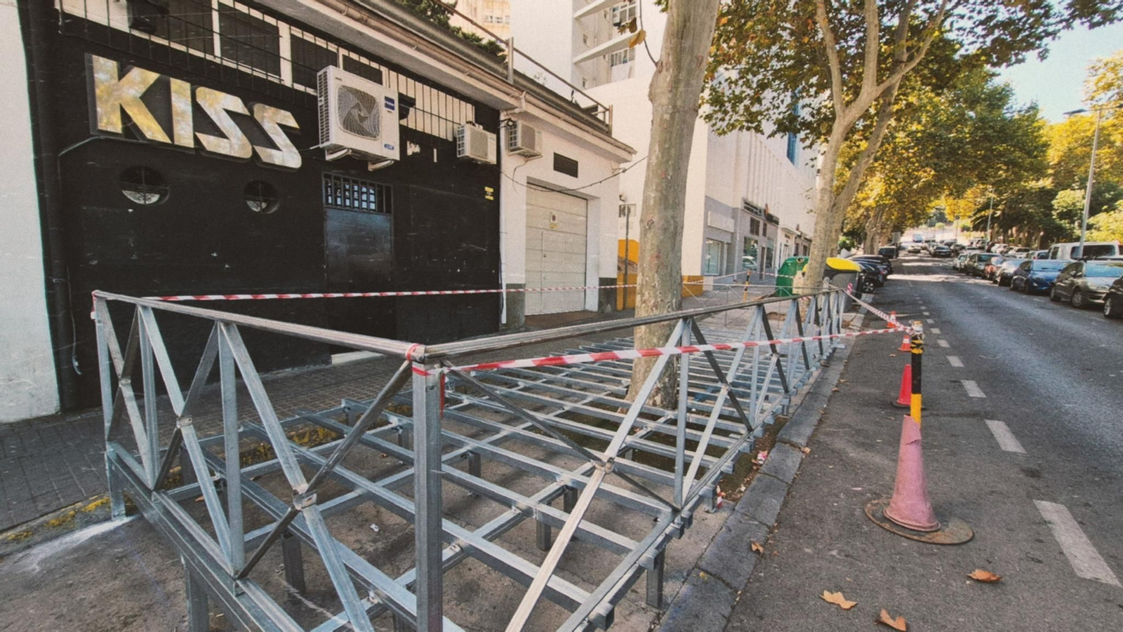 Una imagen del montaje de la nueva tarima de Kiss.