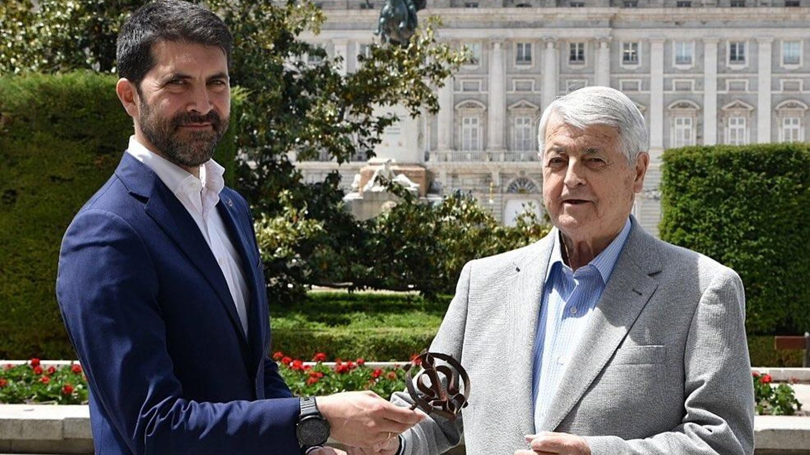 Don Luis de Lezama cedi la presidencia del Grupo Lezama y la Fundacin Iruaritz Lezama en abril de 2024.jpeg