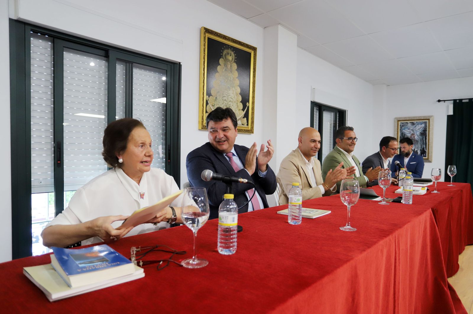 Imágenes de la presentación del libro 'Las recetas de las abuelas de Emigrantes'