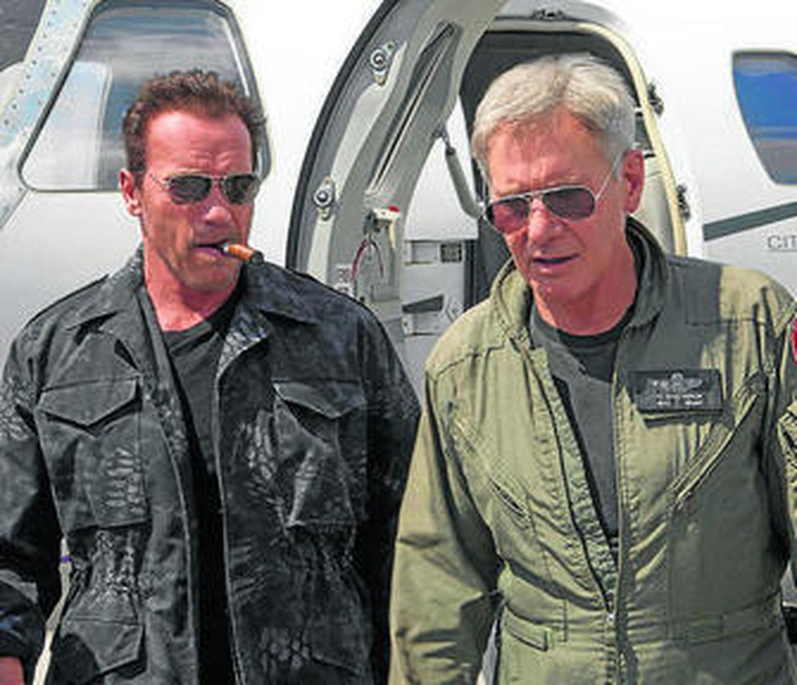 Arnold Schwarzenegger y Harrison Ford, parte del equipo del filme.