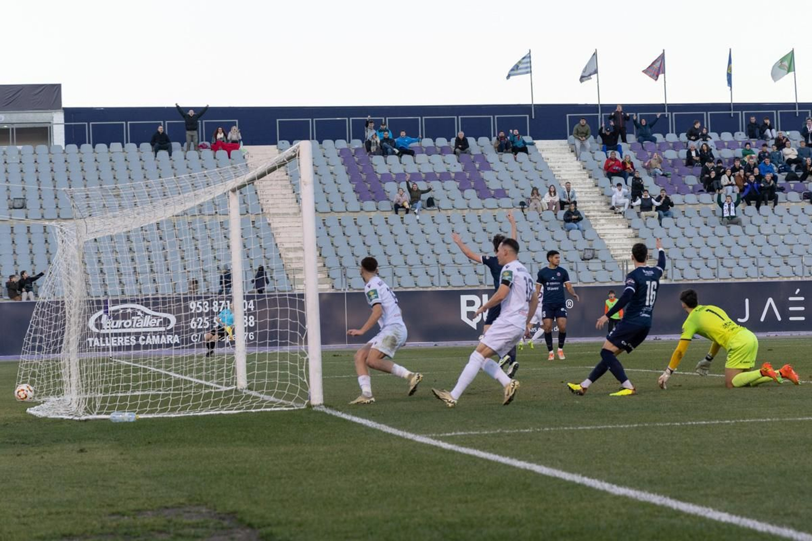 La remontada del Real Jaén al CD Torreperogil, en imágenes