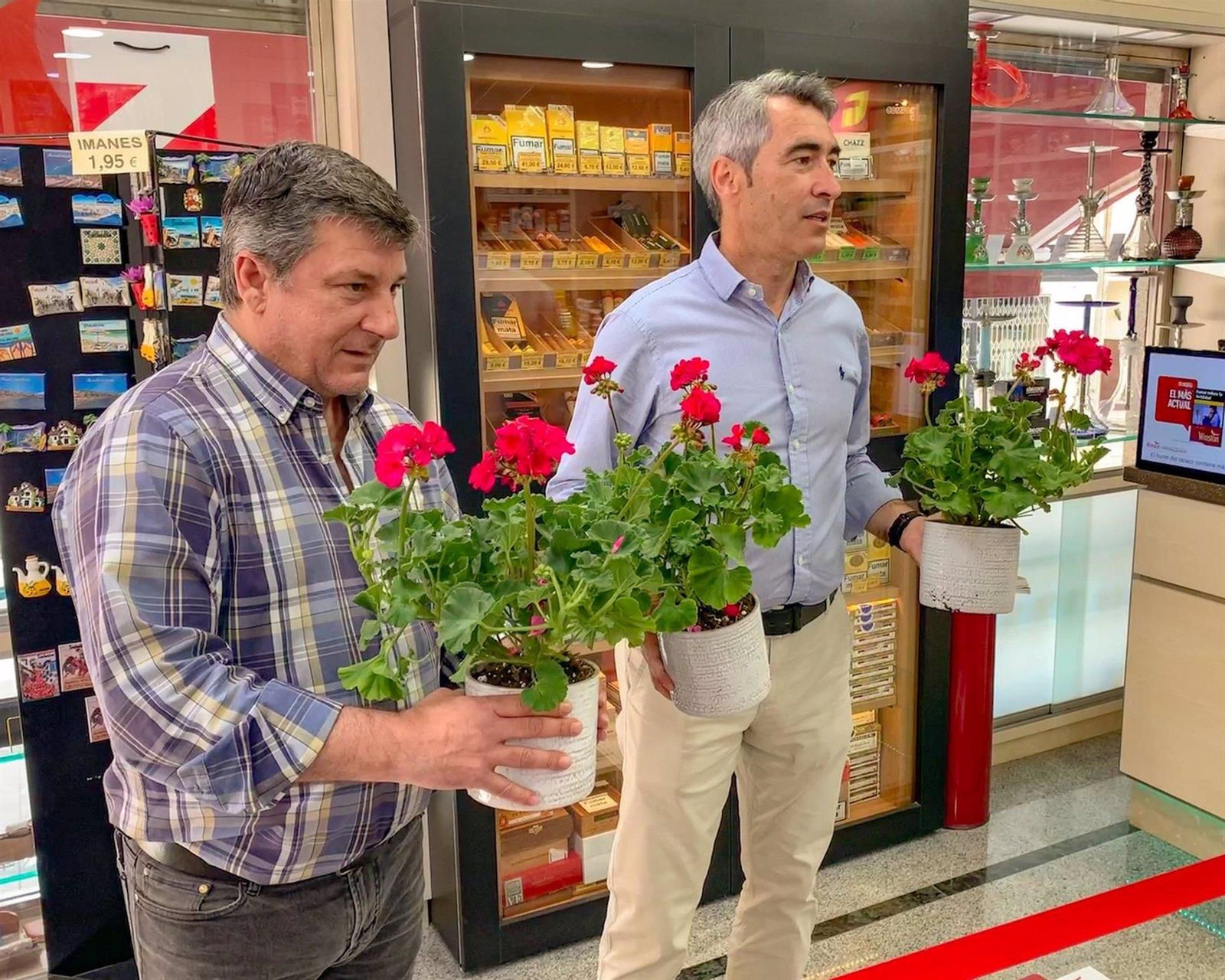 Benalmádena repartirá 2.000 macetas para embellecer las calles para el verano