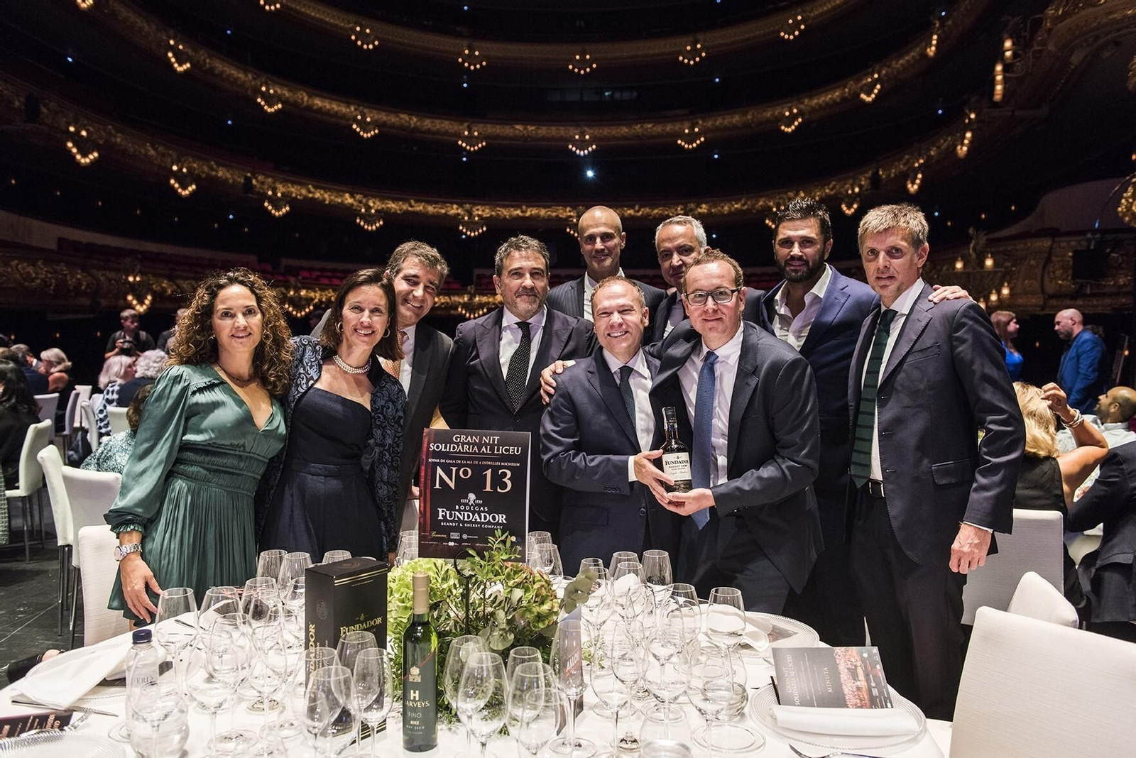 Brandy Fundador cierra el brindis de la 'Gran Nit Solidária al Liceu' celebrada en Barcelona.