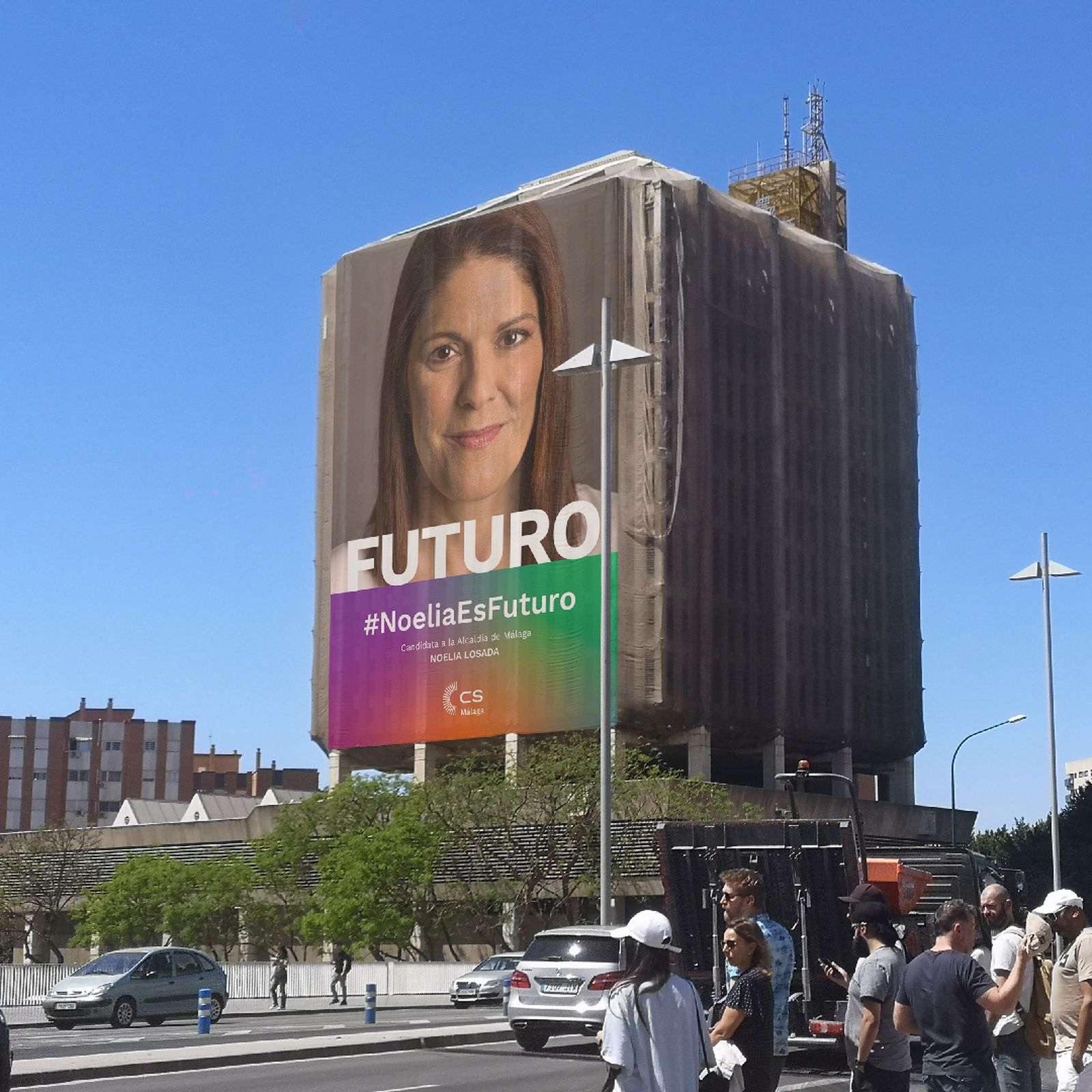 Montaje de Ciudadanos sobre el edificio de Correos.
