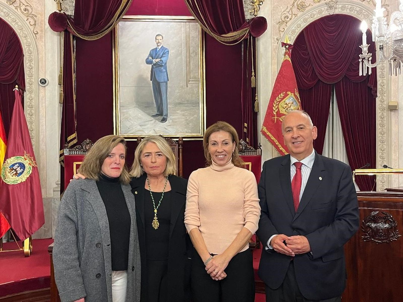 Maite González, Ángeles Reiné, Tania Barcelona y Jesús Núñez.