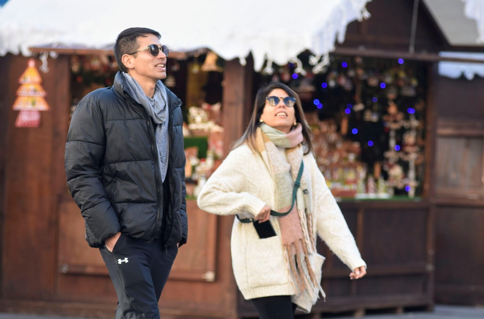 Los cordobeses ultiman las compras antes de Nochebuena, en imágenes